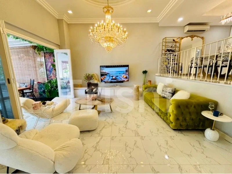 4 Bed Terraced House (Landed) for Sale in  St Nicholas View - Image 2