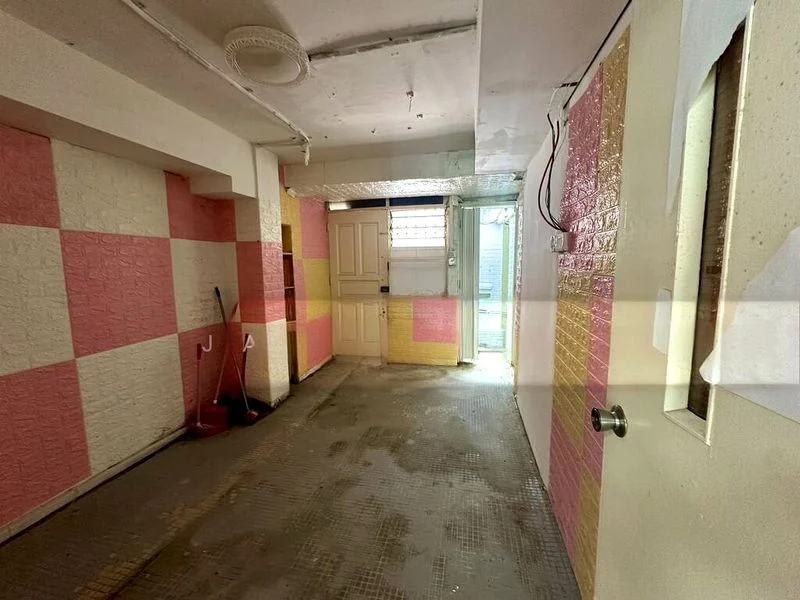 Shop / Shophouse for Rent: 3 Everton Park - Image 1