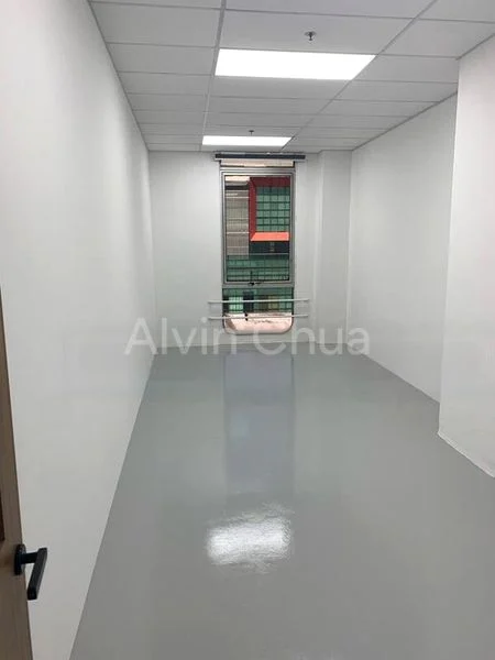 Light Industrial (B1) for Rent: Noble Warehouse - Image 1