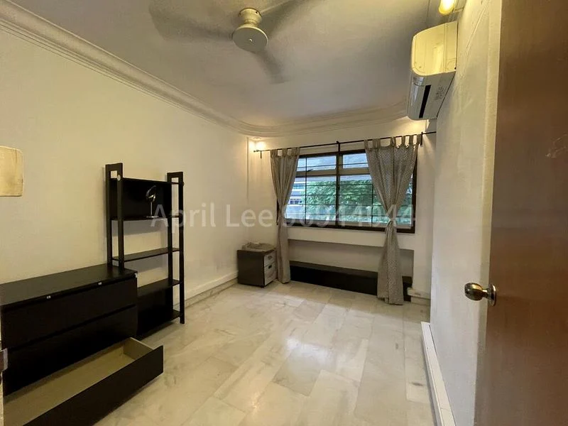 5 Room (5I) HDB for Rent in  775 Pasir Ris Street 71 - Image 5