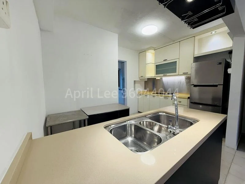 5 Room (5I) HDB for Rent in  775 Pasir Ris Street 71 - Image 9