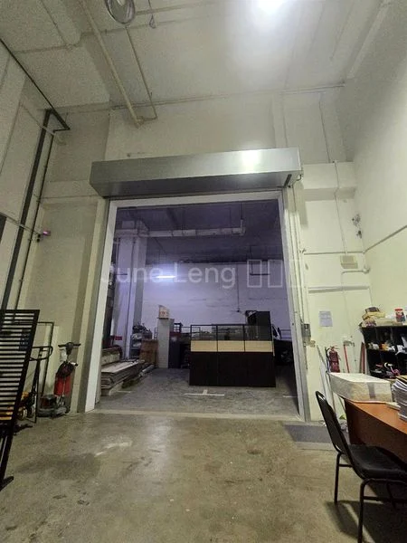Factory / Workshop (B2) for Rent in  E9 Premium - Image 3