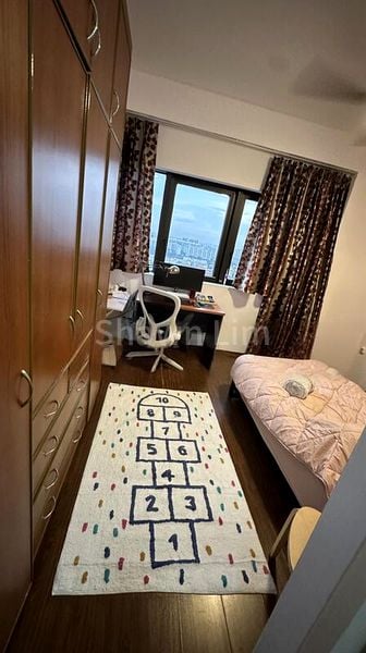 3 Bed Condo for Sale in  Bayshore Park - Image 1