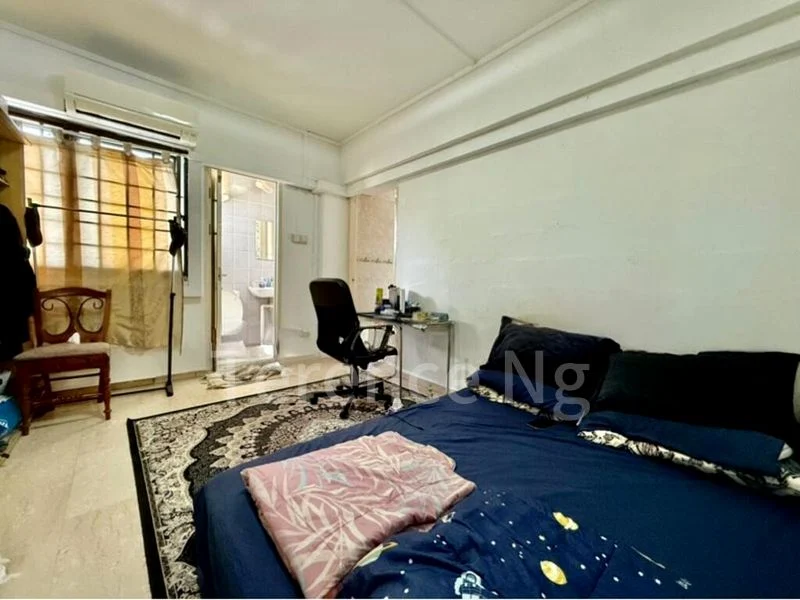 Jumbo HDB for Sale in  138 Tampines Street 11 - Image 9