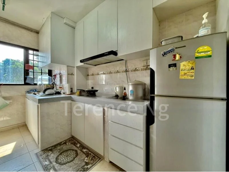 Jumbo HDB for Sale in  138 Tampines Street 11 - Image 3