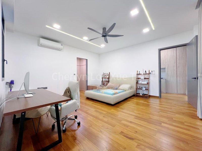7 Bed Semi-Detached House (Landed) for Sale in Sembawang Hills Estate - Image 9