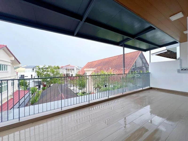 7 Bed Semi-Detached House (Landed) for Sale in Sembawang Hills Estate - Image 2