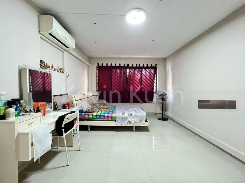 5 Room (5I) HDB for Sale in  238 Lorong 1 Toa Payoh - Image 6