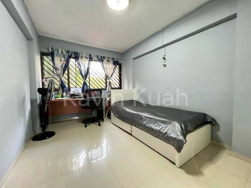 5 Room (5I) HDB for Sale in  238 Lorong 1 Toa Payoh - Image 2