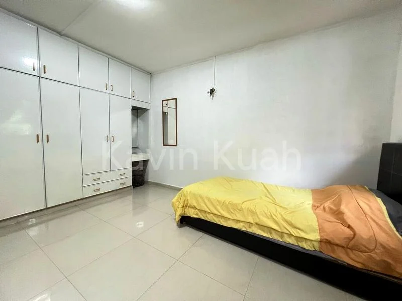 5 Room (5I) HDB for Sale in  238 Lorong 1 Toa Payoh - Image 3
