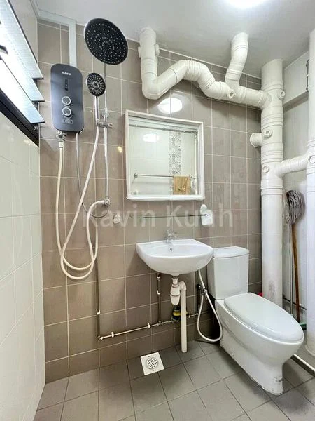 5 Room (5I) HDB for Sale in  238 Lorong 1 Toa Payoh - Image 1