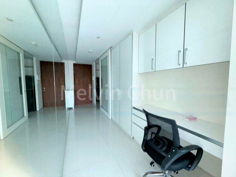 1 Bed Apartment (Condo) for Rent in  High Street Centre - Image 2