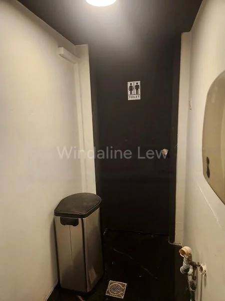 Shop / Shophouse for Rent: Craig Road - Image 1