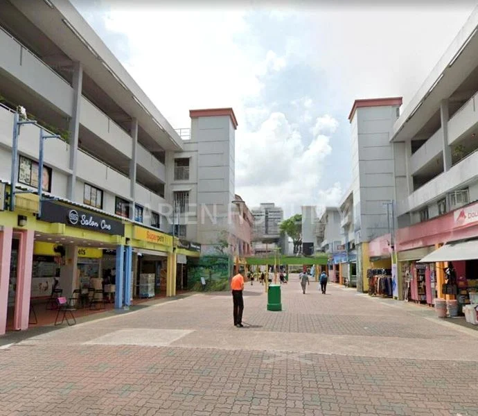 Shop / Shophouse for Rent: 703 Ang Mo Kio Avenue 8 - Image 2