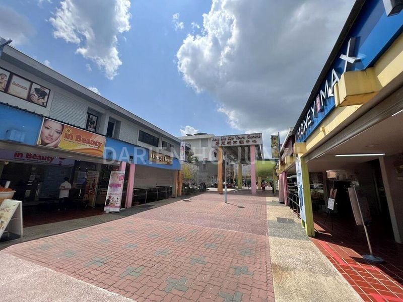 Shop / Shophouse for Rent: 703 Ang Mo Kio Avenue 8 - Image 4