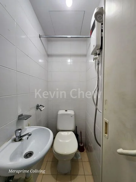 Common Room (Condo) for Rent in Meraprime - Image 9