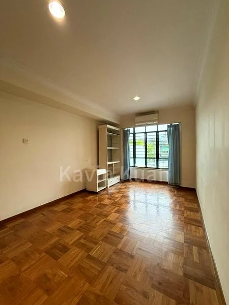 4 Bed Terraced House (Landed) for Rent in  Serangoon Avenue 3 - Image 10