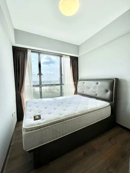 4 Bed Condo for Sale in  Lake Grande - Image 2