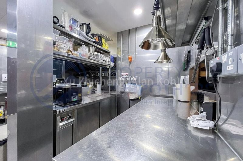 Shop / Shophouse for Rent: Upper Thomson Road Shophouses - Image 7