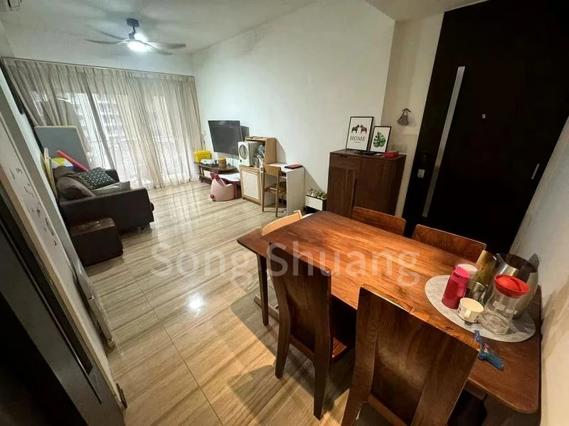 4 Bed Condo for Rent in Sims Urban Oasis - Image 1