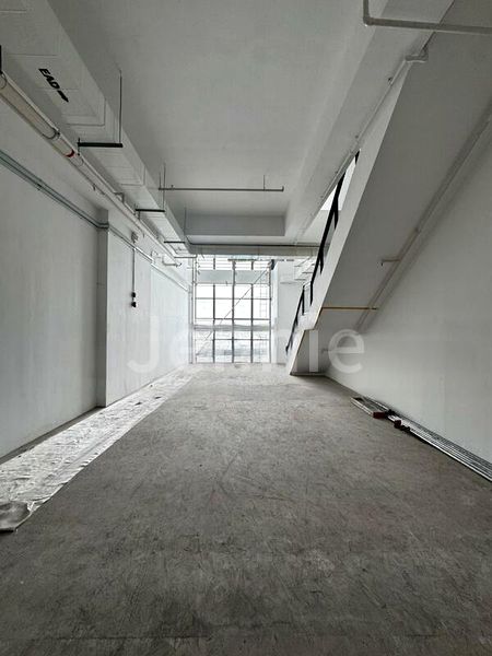 Light Industrial (B1) for Sale: Inspace - Image 1