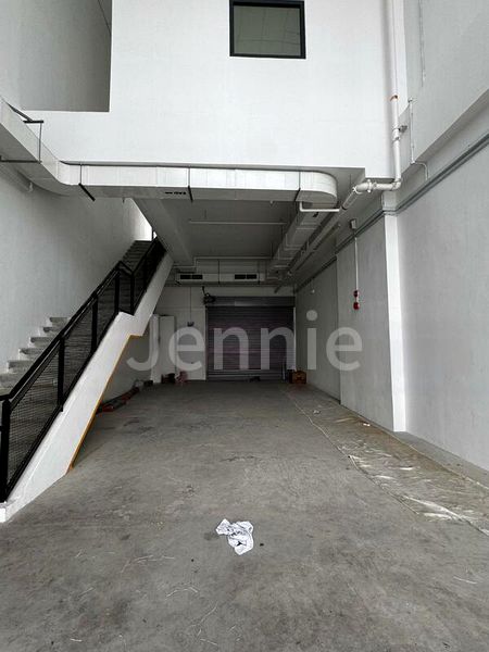 Light Industrial (B1) for Sale: Inspace - Image 6