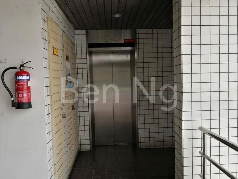 Other Retail for Sale: Telok Blangah House - Image 3