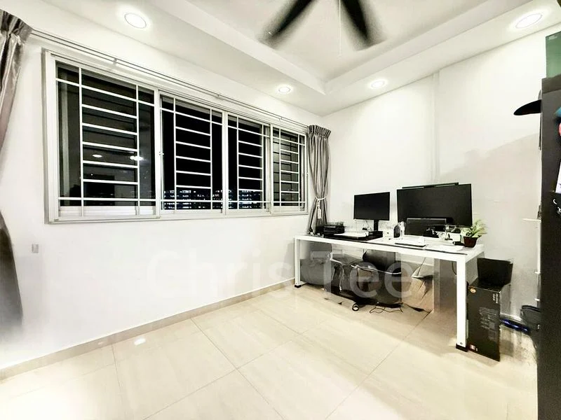 5 Room (5I) HDB for Sale in  488A Tampines Avenue 9 - Image 4