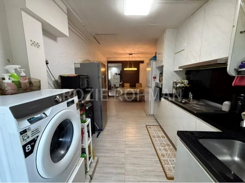 4 Room (4NG) HDB for Sale in  64 New Upper Changi Road - Image 3