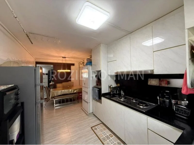 4 Room (4NG) HDB for Sale in  64 New Upper Changi Road - Image 4