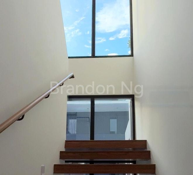 7 Bed Bungalow (Landed) for Sale in Mount Rosie Road - Image 13