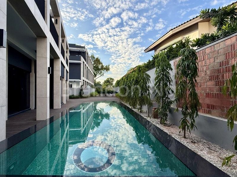 7 Bed Bungalow (Landed) for Sale in Mount Rosie Road - Image 16