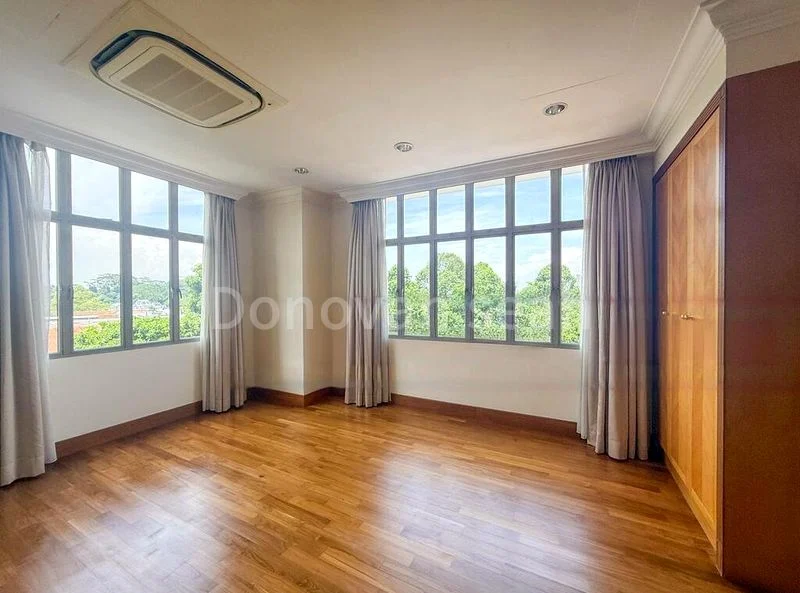 6 Bed Bungalow (Landed) for Rent in  Villas Holland - Image 10