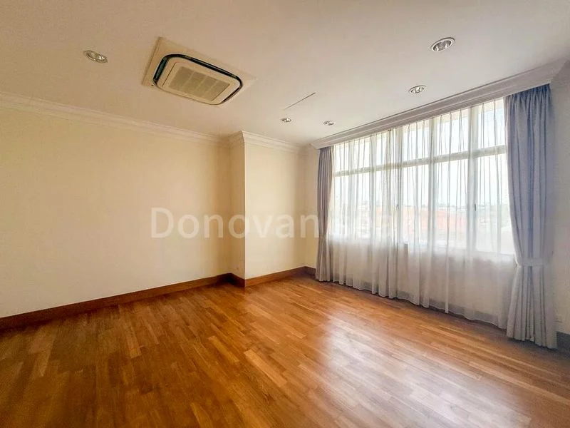 6 Bed Bungalow (Landed) for Rent in  Villas Holland - Image 8