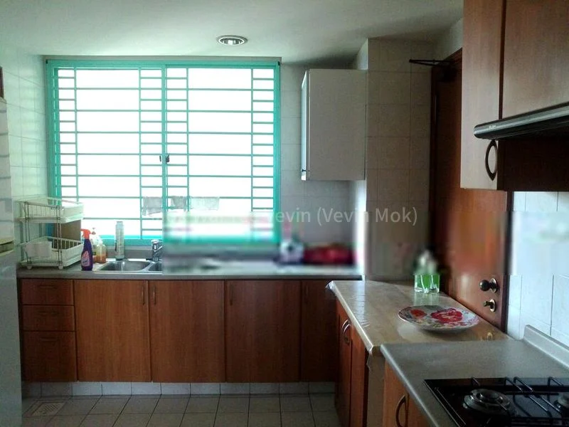 3 Bed Condo for Rent in  Hazel Park Condominium - Image 3