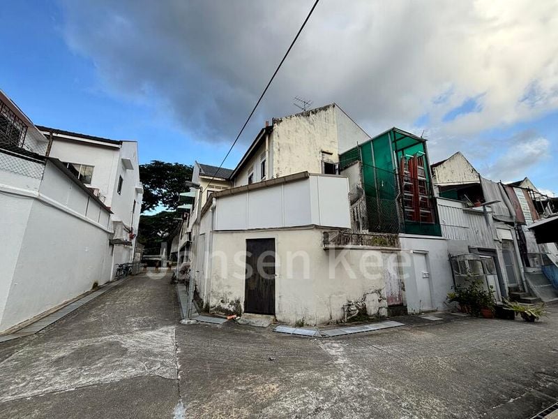 Shop / Shophouse for Sale: Upper Paya Lebar Road - Image 4