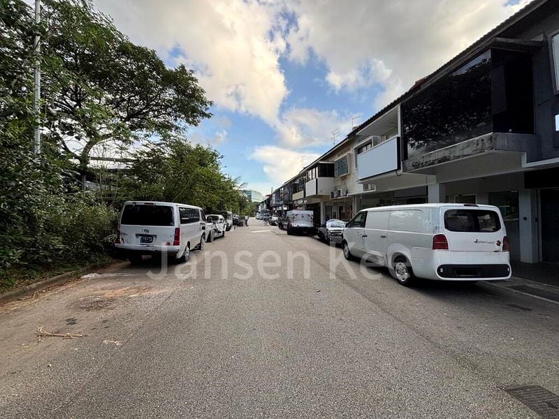 Shop / Shophouse for Sale: Upper Paya Lebar Road - Image 2