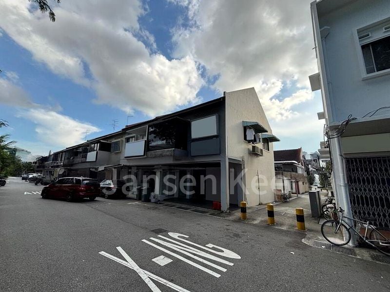 Shop / Shophouse for Sale: Upper Paya Lebar Road - Image 5