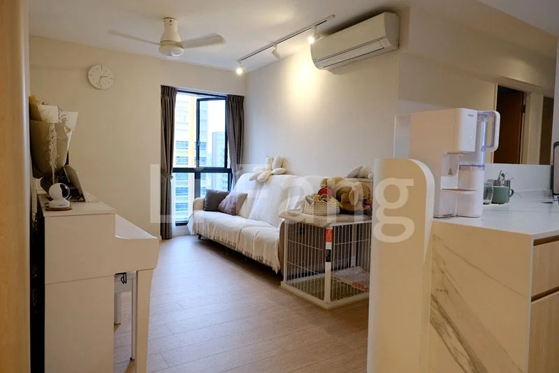 3 Room HDB for Sale in 92 Dawson Road - Image 2