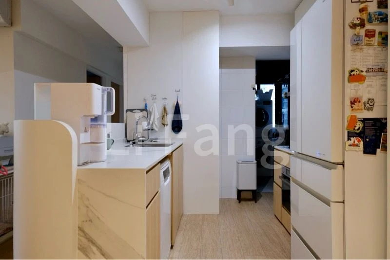 3 Room HDB for Sale in 92 Dawson Road - Image 3