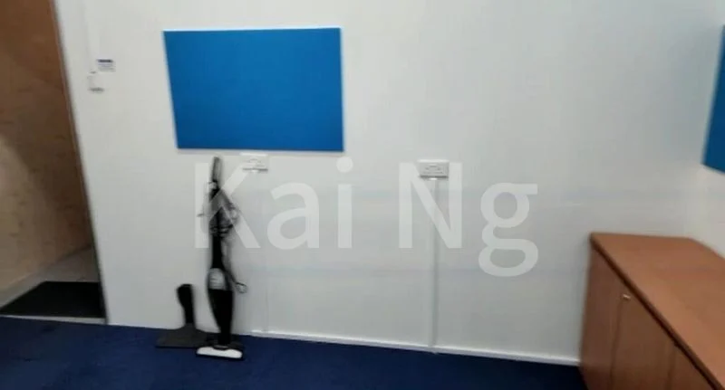 Light Industrial (B1) for Rent: Woodlands 11 - Image 3