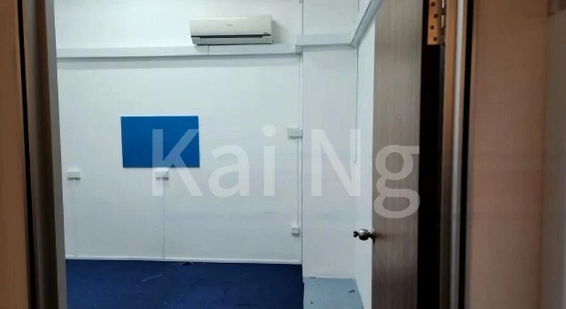 Light Industrial (B1) for Rent: Woodlands 11 - Image 5