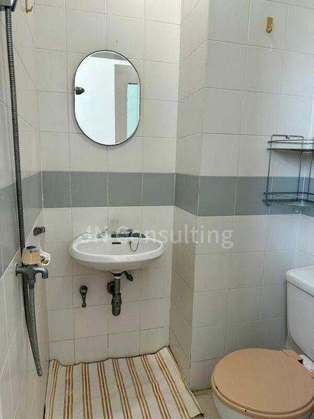 Common Room (Condo) for Rent in  Astoria Park - Image 5