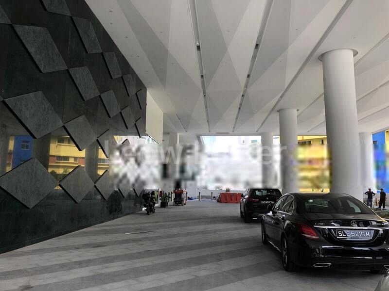 Light Industrial (B1) for Rent: Newly fitted high-tech office with loading facilities, air conditioning, and a food court. - Image 2