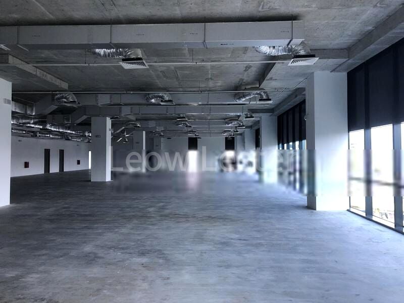 Light Industrial (B1) for Rent: Newly fitted high-tech office with loading facilities, air conditioning, and a food court. - Image 12