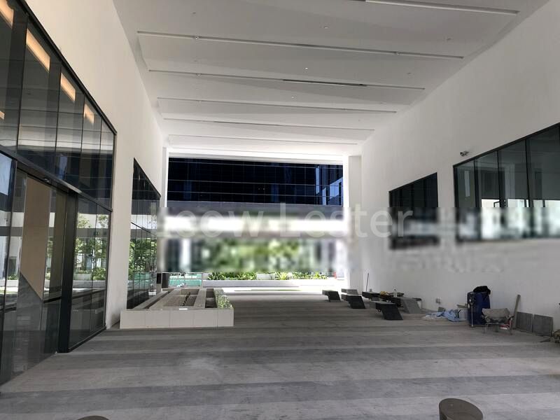 Light Industrial (B1) for Rent: Newly fitted high-tech office with loading facilities, air conditioning, and a food court. - Image 5