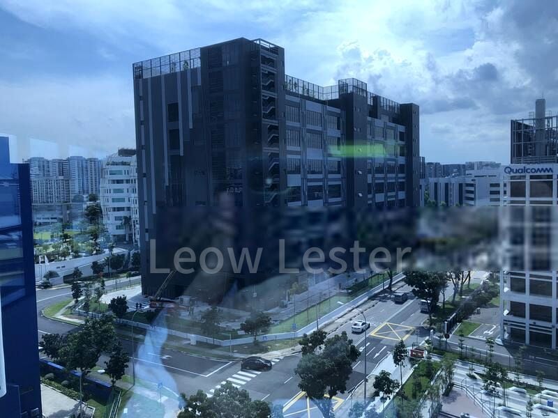 Light Industrial (B1) for Rent: Newly fitted high-tech office with loading facilities, air conditioning, and a food court. - Image 11