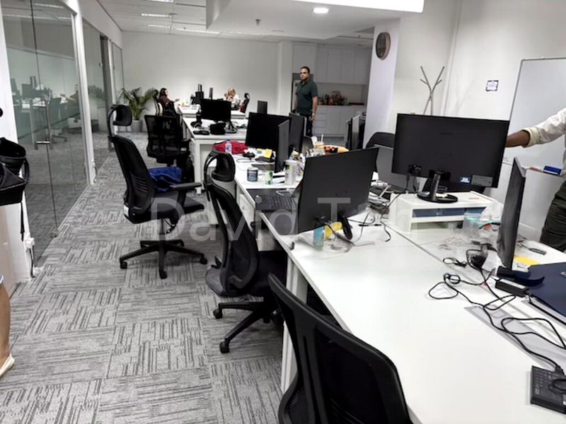 Office for Rent: Well-Laid Out Fitted Office, Raffles Place - Image 1