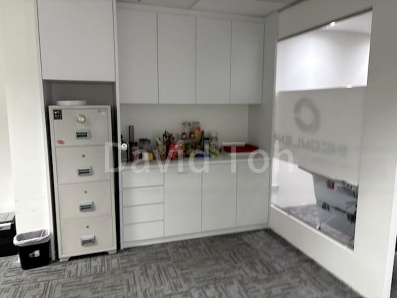 Office for Rent: Well-Laid Out Fitted Office, Raffles Place - Image 4