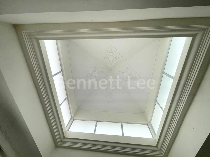 6 Bed Semi-Detached House (Landed) for Sale in  Lucky View - Image 6